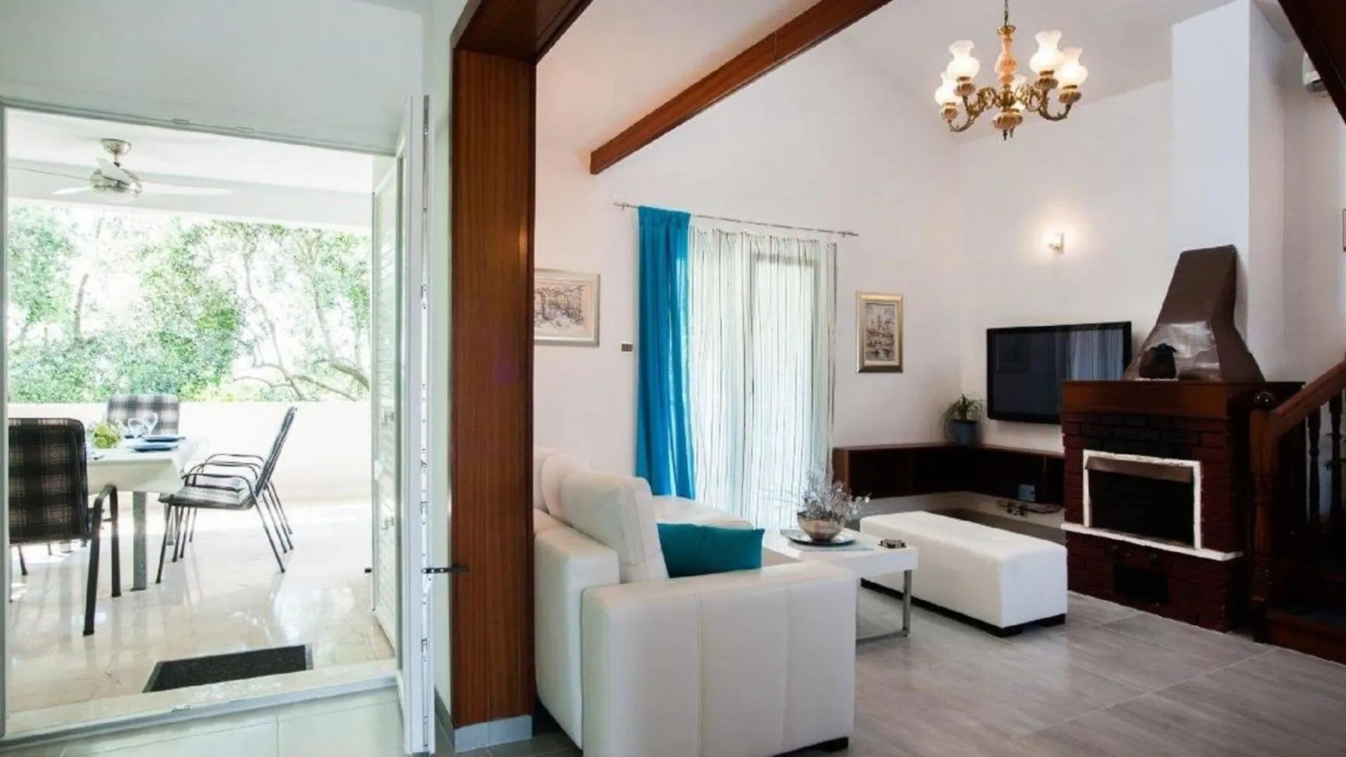 Holiday Home Ingrid - Four Bedroom Holiday Home With Pool Trogir