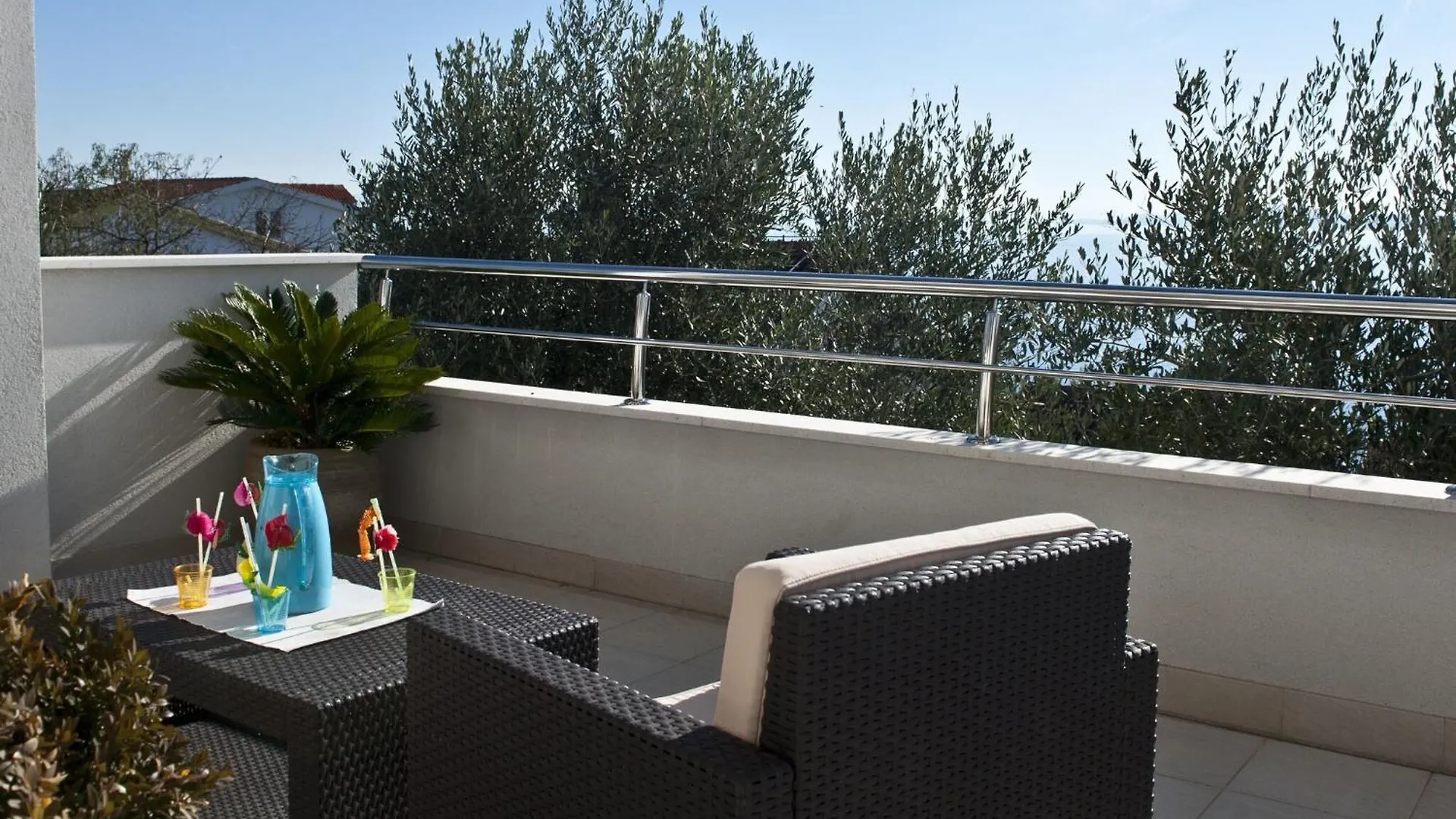 Holiday Home Ingrid - Four Bedroom Holiday Home With Pool Trogir